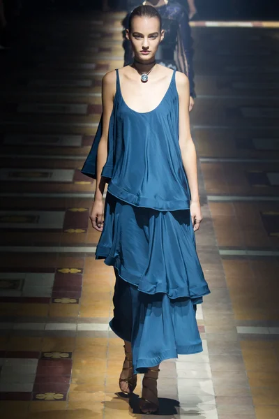 Look 31